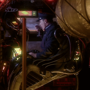 Doctor Who S01E10 - The Doctor Dances